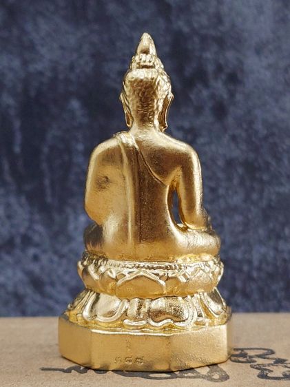 พระบูชา “พระไพรีพินาศ ” หน้าตัก 1.5 นิ้ว เนื้อสัมฤทธิ์ ปิดทอง ที่ระลึก 72 พรรษา รัชกาลที่ 9 วัดบวรนิเวศวิหาร ปี 2542 รูปที่ 3