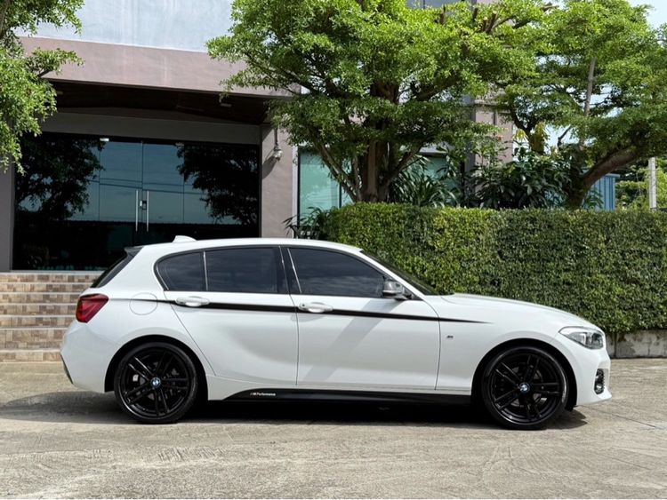 BMW Series 1 2018 118i Sedan āđāļāļāļāļīāļ āđāļĄāđāļāļīāļāđāļāđāļŠ āđāļāļĩāļĒāļĢāđāļāļąāļāđāļāļĄāļąāļāļī āļāļēāļ§ āļĢāļđāļāļāļĩāđ 2
