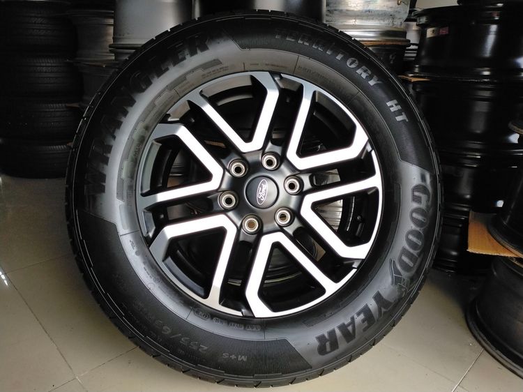 แม็กฟอร์ดป้ายแดง ขอบ18 ป้ายแดงสีเดิม พร้อมยางป้ายแดงกู๊ดเยียร์ 255 65 18 ปี25 ใส่ ranger everest รูปที่ 2