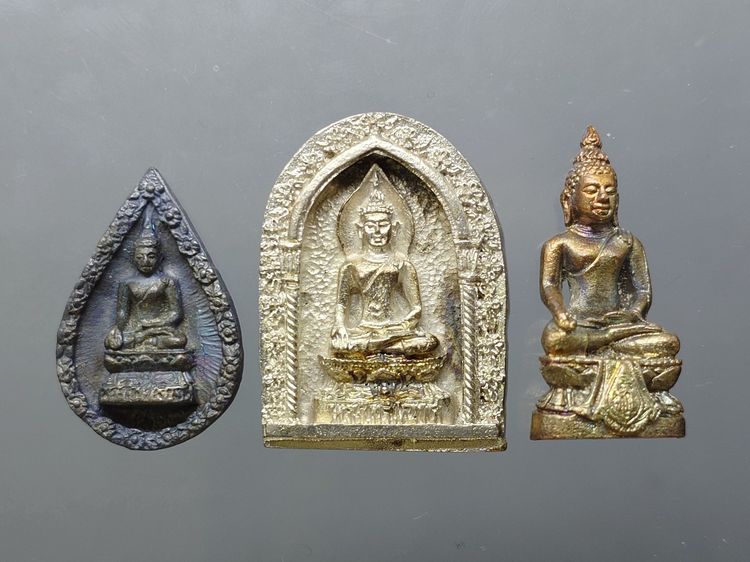 พระไพรีพินาศ ๘๐ พรรษา ญสส "ชุดเนื้อเงิน - นวะโลหะ - สำริด วัดบวรนิเวศวิหาร ปี2536 พร้อมกล่องเดิม รูปที่ 4