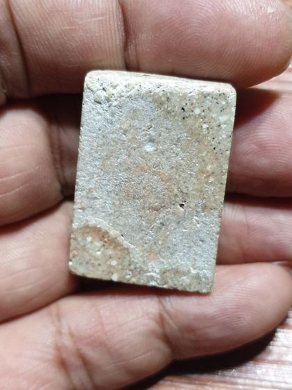 พระสมเด็จ เนื้อกล้วยน้ำไท ข้าวก้นบาตร ปี24 หายากแล้ว พระดีปีลึก รับประกันพระแท้ดูง่ายสบายตา รูปที่ 10