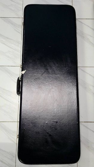 Hardcase TAKABE Vintage Japan ฮาร์ดเคสกีต้าร์ทรง Dreadnought 41"วัสดุหนังสีดำ ภายในบุกำมะหยี่สีน้ำเงิน ตัวล้อค บานพับ หูหิ้ว ใช้งานได้ปกติ รูปที่ 11