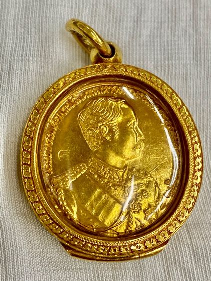 หลวงพ่อแพ เเหรียญทองคำรัชกาลที่ 5 หลังพระพุทธชินราช  วัดพิกุลทอง  ปี 2535 ขอบเหรียญมี ตัวเลข น้ำหนักรวม  41 .2 กรัมสร้างเเฉพาะสั่งจอง รูปที่ 5