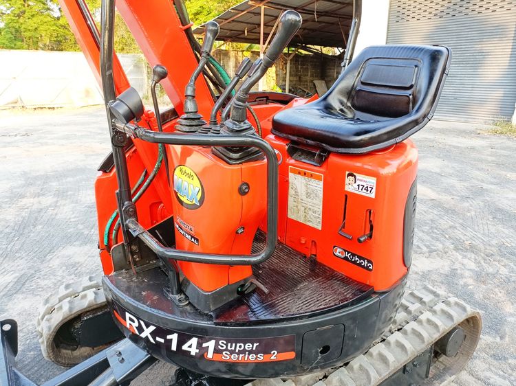  รถขุด แบคโฮ  Kubota RX-141  ขนาด 1.4 ตัน PC14   คอนโทรลน้ำมัน แทรคยาง บูมอาร์มสไลด์ รูปที่ 17