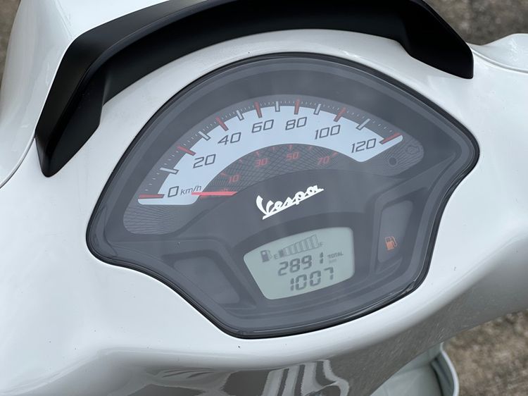 Vespa S125 2025 สวยกริป 2800โลแท้ รูปที่ 15