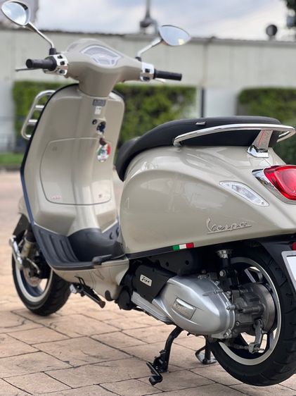 vespa primavera150 ไฟกลมสวยๆ  รูปที่ 8