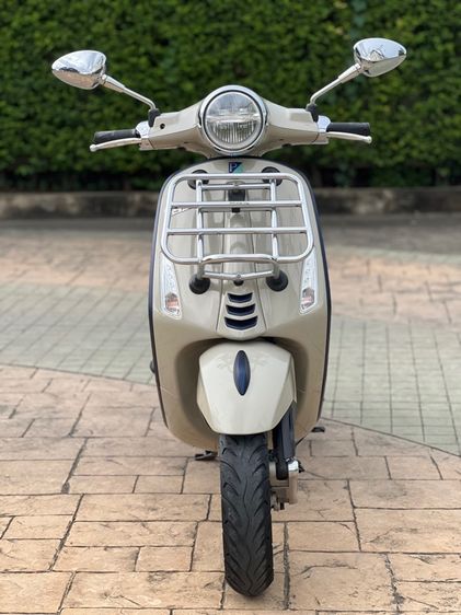 vespa primavera150 ไฟกลมสวยๆ  รูปที่ 5