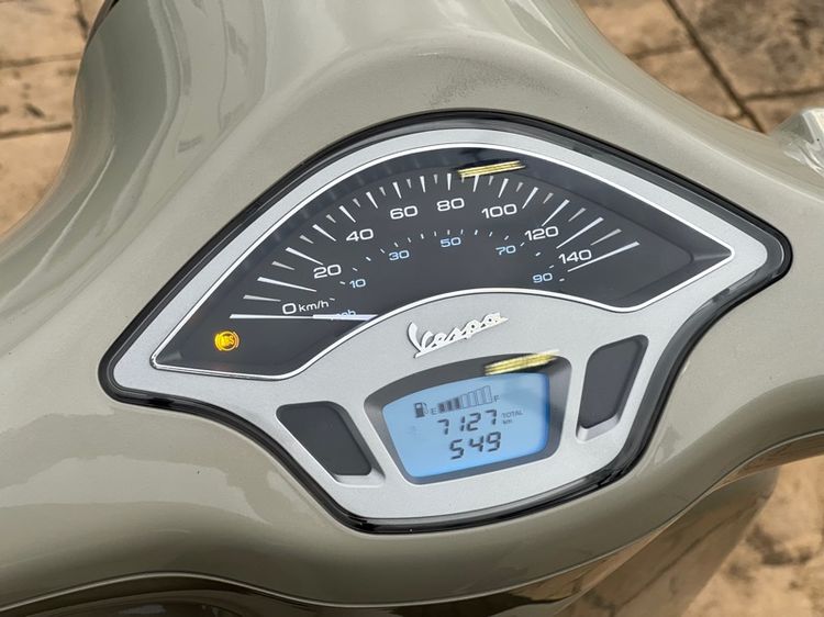 vespa primavera150 ไฟกลมสวยๆ  รูปที่ 9