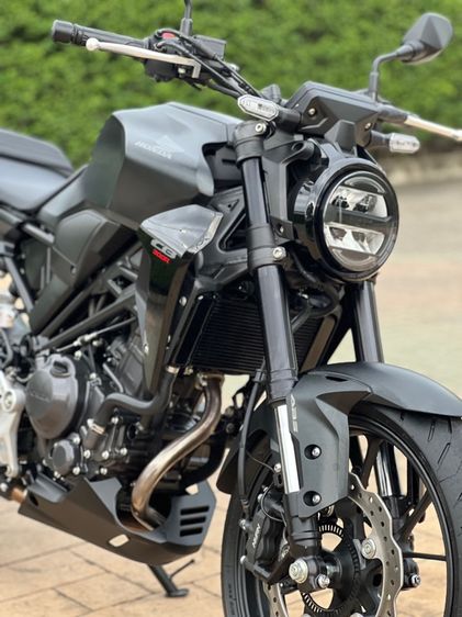 Honda CB300r 2022 โฉมลาาสุด 1500km รูปที่ 5
