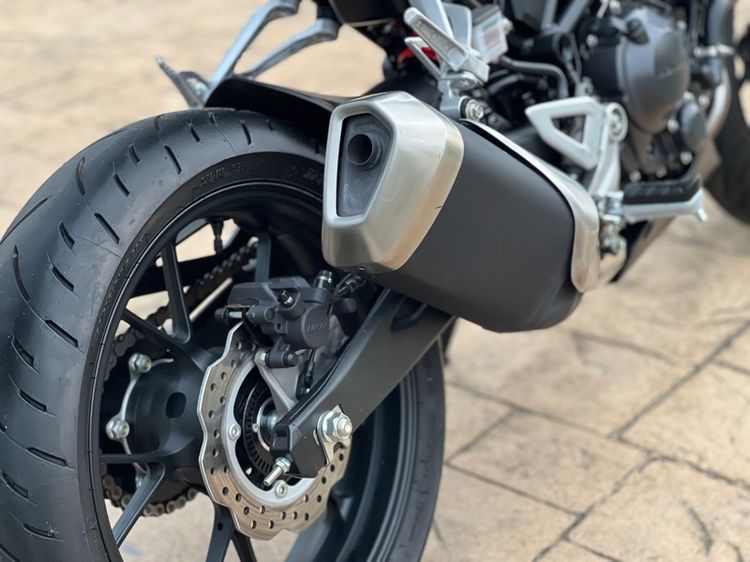 Honda CB300r 2022 โฉมลาาสุด 1500km รูปที่ 8