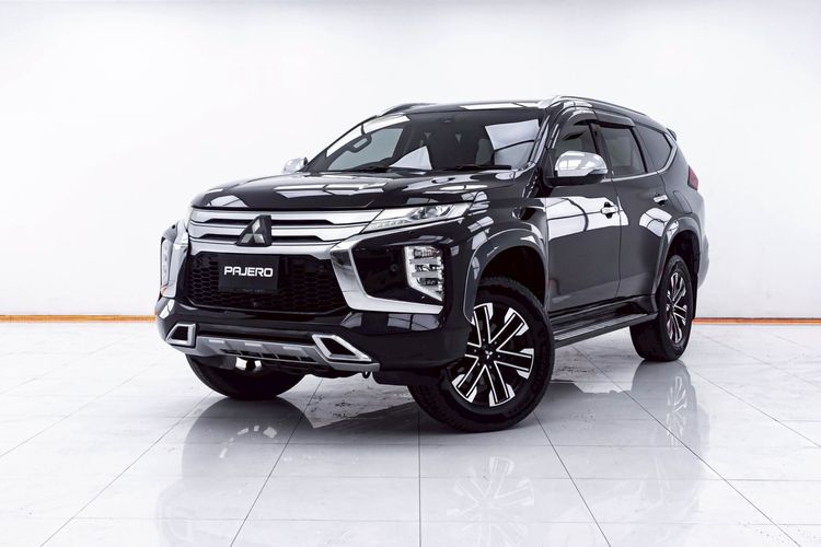 รถ Mitsubishi Pajero Sport 2.4 GT Premium สี ดำ