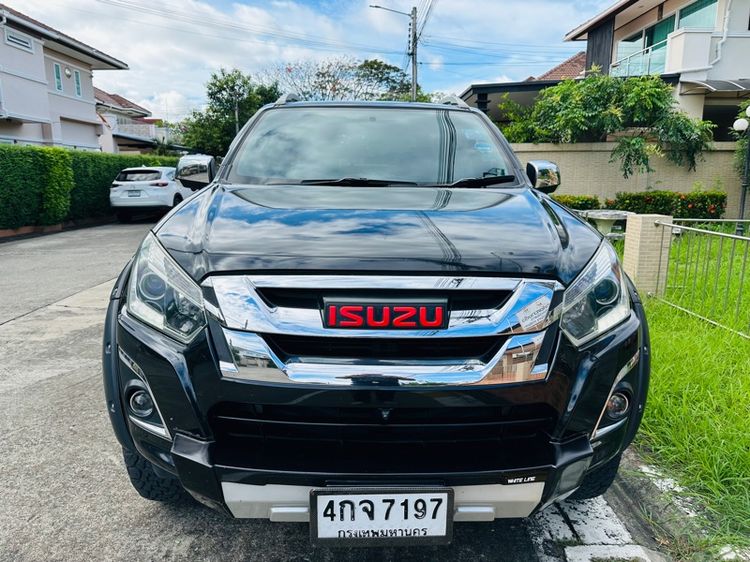 รถ Isuzu D-MAX 3.0 V-Cross Z Prestige 4WD สี ดำ