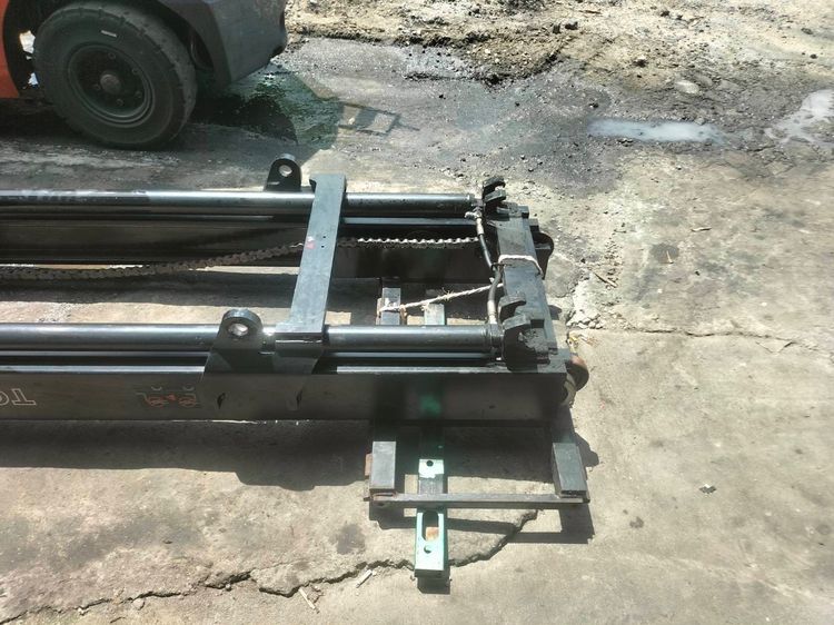 เสายก 4 เมตร รุ่นสลัก TOYOTA 8FD30 ครบชุด Forklift Mast Assy. รูปที่ 2