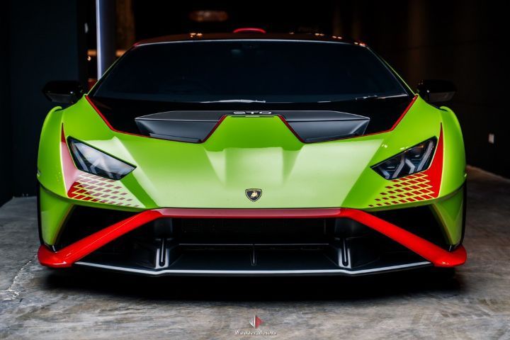 Lamborghini Huracan STO