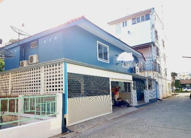 อื่นๆ ขายบ้านห่างจากถนน 10 เมตร สนใจติดต่อเบอร์โทร 095-121-5588 ครับ ต้องใช้เบอร์โทรนี้นะครับโทรมา หาได้ตลอดครับ รูปที่ 2