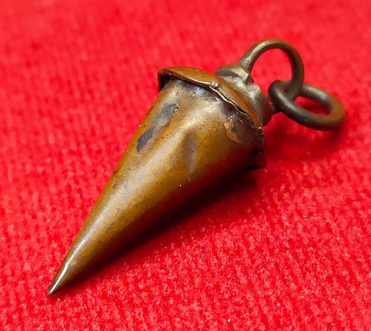 💟 เม็ดพริก หลวงพ่ออี๋ วัดสัตหีบ