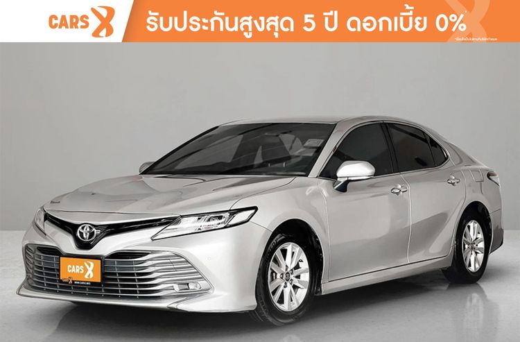 รถ Toyota Camry 2.0 G สี บรอนซ์เงิน