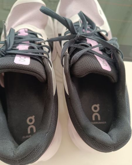 ขาย On Clould Runner  size 42.5 -275cm ของแท้ สภาพสวย รูปที่ 10