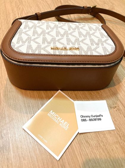 กระเป๋าถือ MICHAEL KORS มือ 1 ป้ายห้อย รูปที่ 6