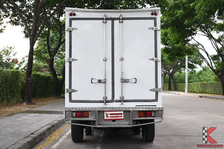 Toyota Hilux Revo 2021 2.4 Entry Pickup ดีเซล ไม่ติดแก๊ส เกียร์ธรรมดา ขาว รูปที่ 4