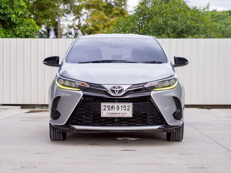 Toyota Yaris 2021 1.2 Sport Sedan เบนซิน ไม่ติดแก๊ส เกียร์อัตโนมัติ บรอนซ์เงิน รูปที่ 2