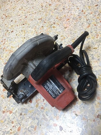 อุปกรณ์เครื่องมือช่าง เลื่อยไฟฟ้า maktec MT583 7นิ้ว 185mm สภาพพร้อมใช้งานแท้