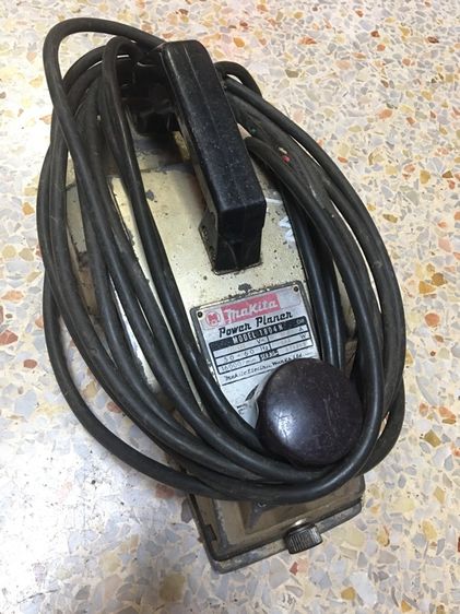 กบใส่ไม้ไฟฟ้า makita 1804 N ขนาด 5 นิ้วพร้อมใช้งานแท้