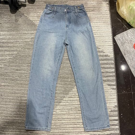 กางเกงยีนส์มือสอง มือ2 ทรงขากระบอก ใส่ได้ทั้งผู้หญิงผู้ชาย