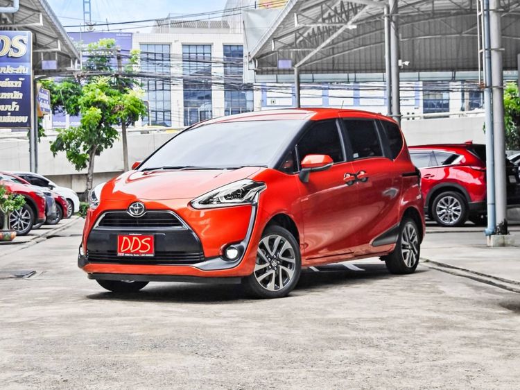 Toyota Sienta 2017 1.5 V Utility-car เบนซิน เกียร์อัตโนมัติ ส้ม