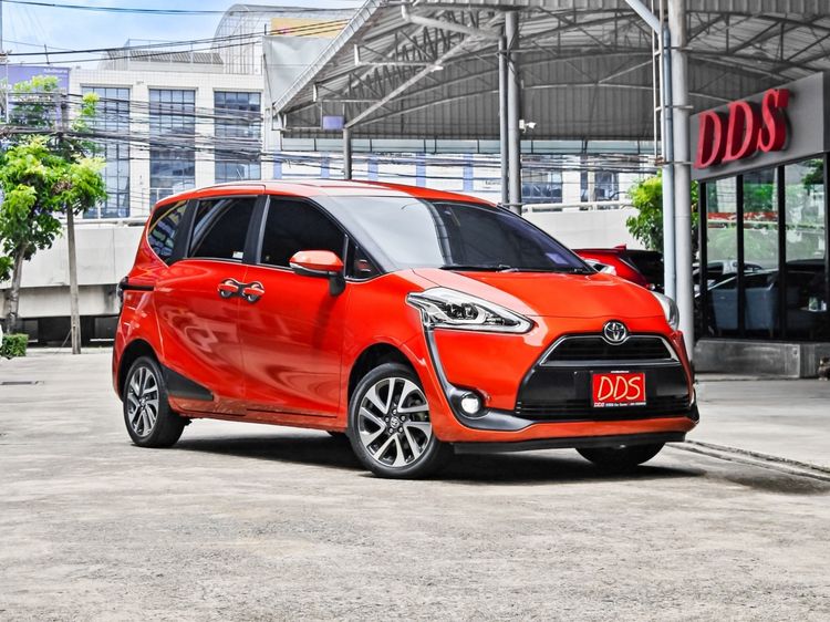 Toyota Sienta 2017 1.5 V Utility-car เบนซิน เกียร์อัตโนมัติ ส้ม รูปที่ 4