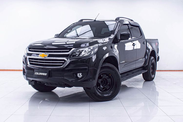 รถ Chevrolet Colorado 2.5 LT Z71 สี ดำ