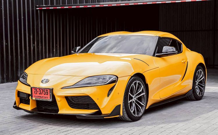 Toyota Supra 2024 2.0 GR Sedan เบนซิน ไม่ติดแก๊ส เกียร์อัตโนมัติ เหลือง รูปที่ 2