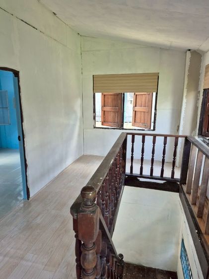 ไม่ใช่ ให้เช่าบ้านทั้งหลังจอดรถได้ 1 คัน 3 ห้องนอน 2 ห้องน้ำเนื้อที่ 30 ตารางวา ซอยเทพารักษ์ 10 รูปที่ 2