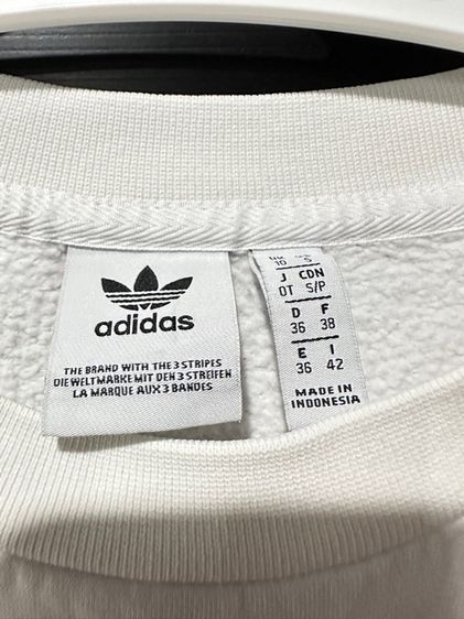เสื้อสเวิต์เตอร์สีขาว แบรนด์ Addidas รูปที่ 3