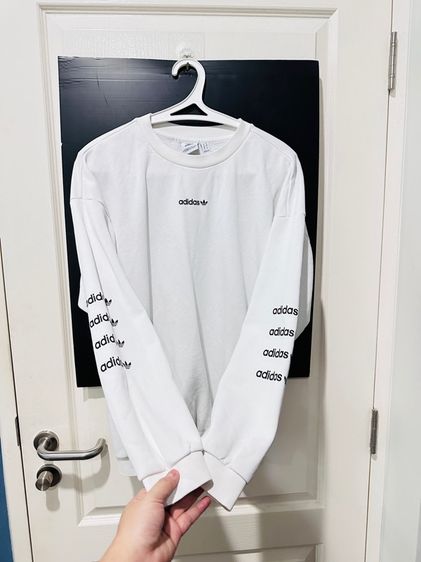 เสื้อสเวิต์เตอร์สีขาว แบรนด์ Addidas รูปที่ 6
