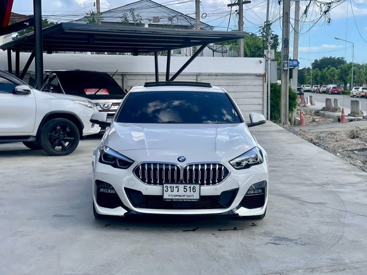 BMW Series 2 2020 218i Sedan เบนซิน ไม่ติดแก๊ส เกียร์อัตโนมัติ ขาว