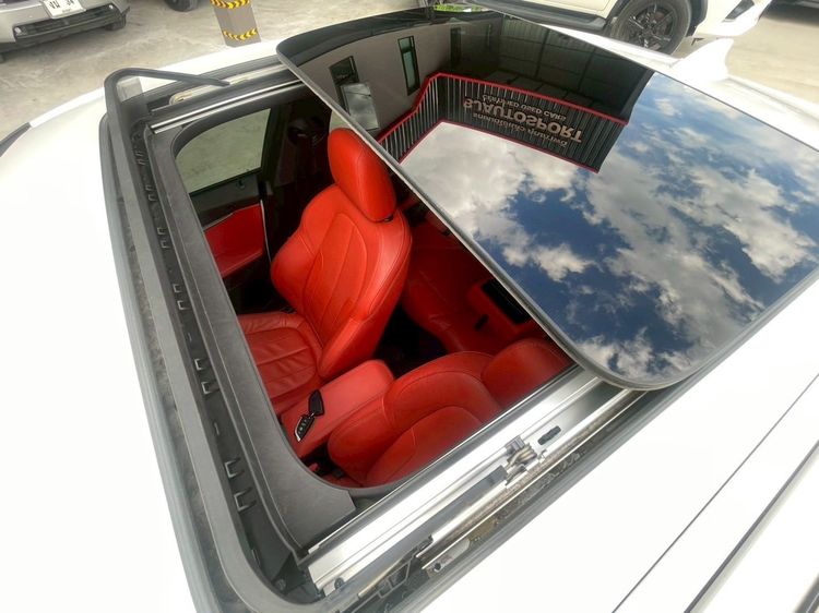 BMW Series 2 2020 218i Sedan เบนซิน ไม่ติดแก๊ส เกียร์อัตโนมัติ ขาว รูปที่ 2