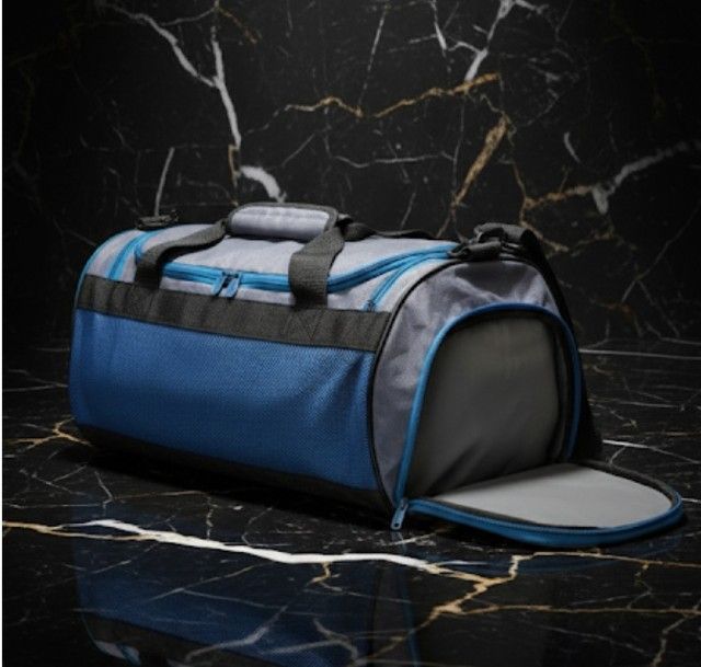 adidas กระเป๋าเดินทาง รูปที่ 4