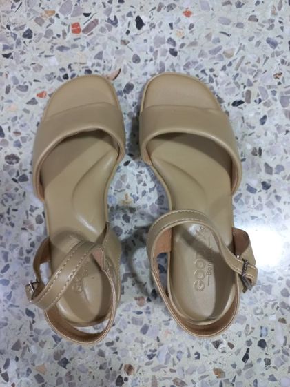 ขายรองเท้าผู้หญิงรัดส้นหนังเทียม พื้นนุ่มใส่สบายเท้า ของใหม่กริ๊บไม่เคยใส่ รูปที่ 2