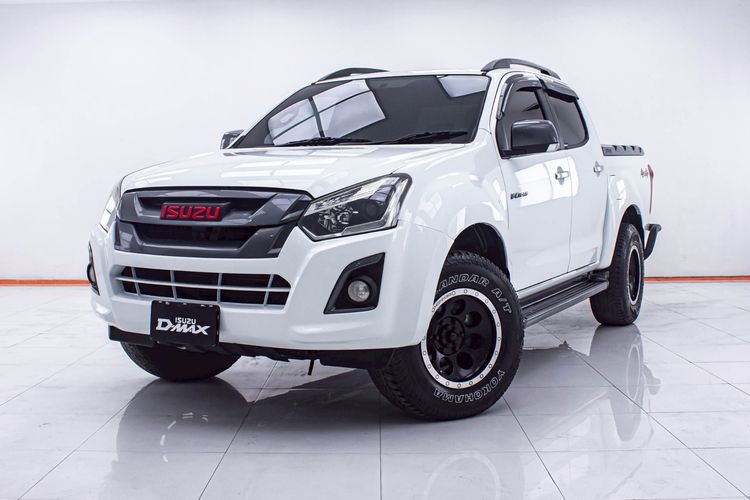 รถ Isuzu D-MAX 3.0 V-Cross Z Prestige 4WD สี ขาว
