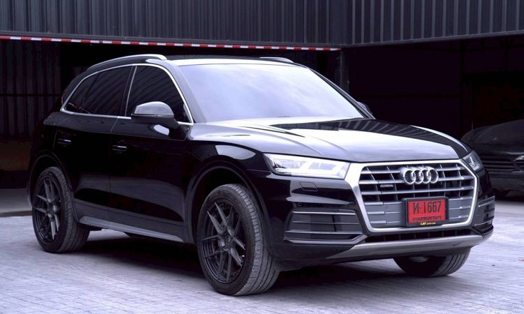 รถ Audi Audi Q5  2.0 TDI Quattro 4WD สี ดำ