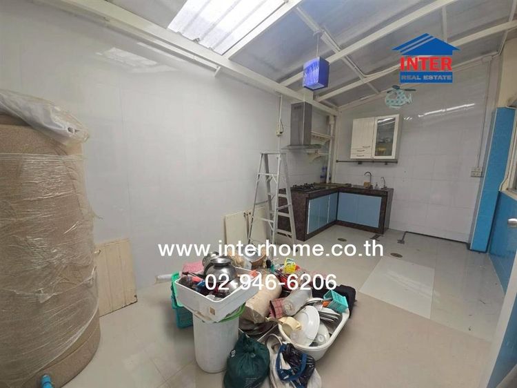 ทาวน์เฮ้าส์ 3 ชั้น 22.6 ตร.ว. หมู่บ้านโกลเด้นทาวน์ ลาดพร้าว-เกษตรนวมินทร์ ซอยนวมินทร์42 ถนนนวมินทร์ ถนนเกษตรนวมินทร์ ถนนลาดพร้าว เขตบึงกุ่ม  รูปที่ 4