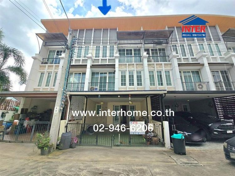 ทาวน์เฮ้าส์ 3 ชั้น 22.6 ตร.ว. หมู่บ้านโกลเด้นทาวน์ ลาดพร้าว-เกษตรนวมินทร์ ซอยนวมินทร์42 ถนนนวมินทร์ ถนนเกษตรนวมินทร์ ถนนลาดพร้าว เขตบึงกุ่ม 