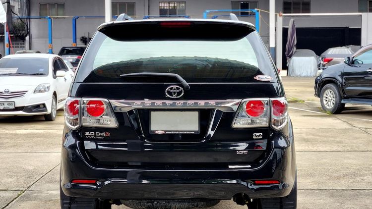 Toyota Fortuner 2013 3.0 V Utility-car ดีเซล ไม่ติดแก๊ส เกียร์อัตโนมัติ ดำ รูปที่ 4