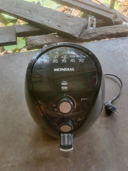 หม้อทอดไร้น้ำมันหรือเตาอบ