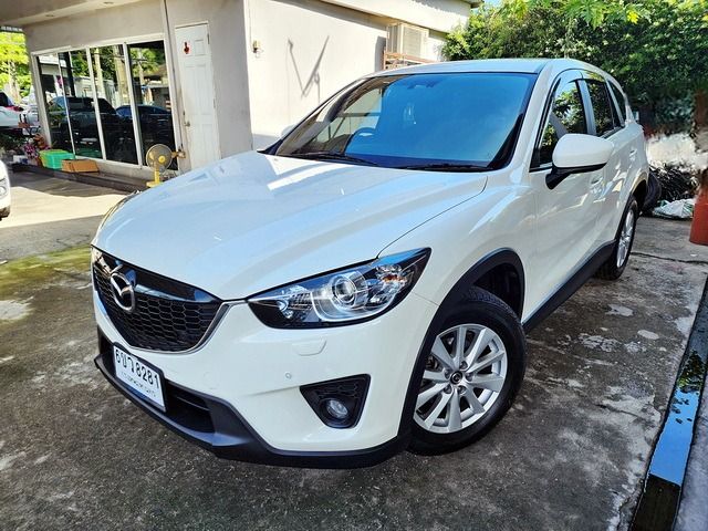 รถ Mazda CX-5 2.0 S สี ขาว