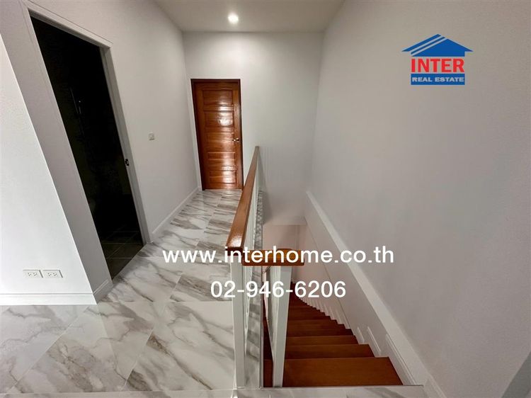 ไม่ใช่ ทาวน์โฮม 3 ชั้น 20.1 ตร.ว. โครงการเพชรลัดดา10 ใกล้สถานีรถไฟฟ้าบางซ่อน ซอยกรุงเทพ-นนทบุรี23 ถนนกรุงเทพ-นนทบุรี เขตบางซื่อ กรุงเทพมหานคร รูปที่ 2