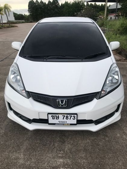 Honda Jazz 2012 1.5 SV Sedan เบนซิน เกียร์อัตโนมัติ ขาว