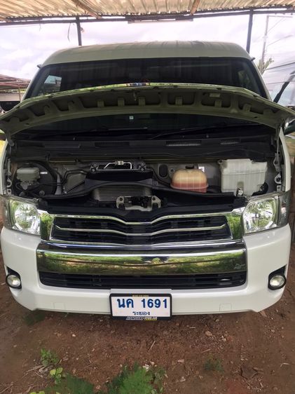 Toyota Ventury 2014 3.0 G Van ดีเซล เกียร์อัตโนมัติ ขาว รูปที่ 2