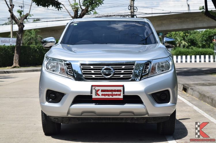 Nissan NP300-NAVARA 2021 2.5 E Pickup ดีเซล ไม่ติดแก๊ส เกียร์ธรรมดา บรอนซ์เงิน รูปที่ 2